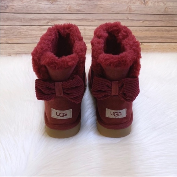 UGG Women’s Mini Bailey Corduroy Bow Kiss Suede Boots - Picture 3 of 8